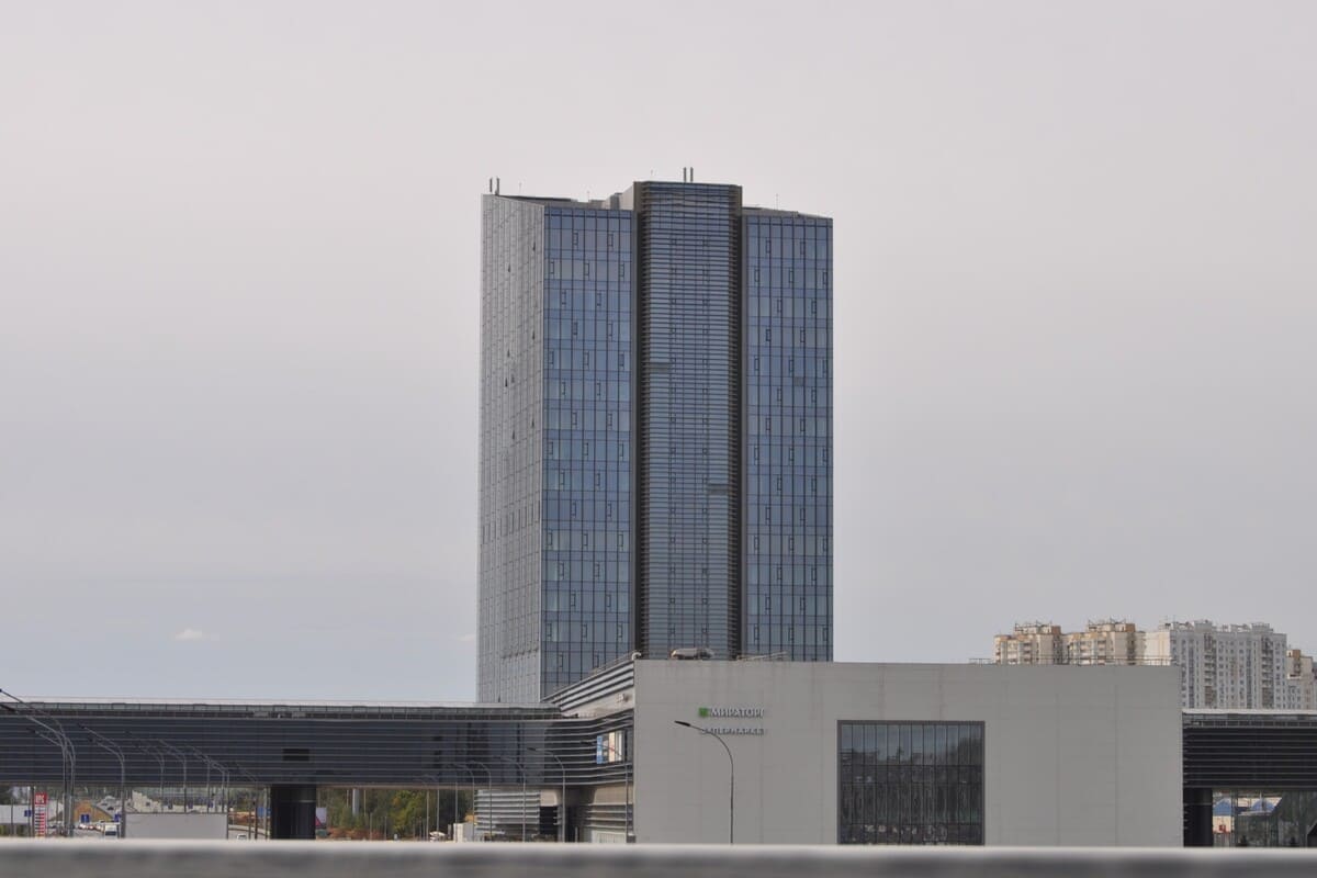 Офисы от 950 до 1100 кв.м. в аренду и продажу в Москве и Московской области